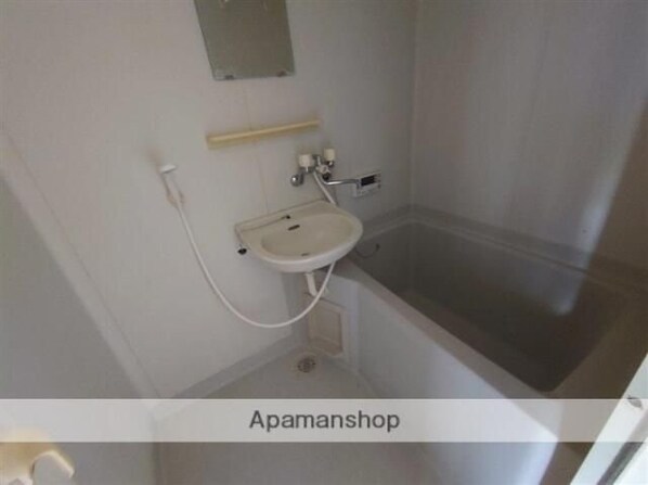 ライヴリP・Q・Rの物件内観写真